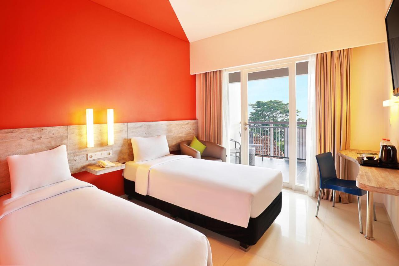 ไอบิส บัดเจ็ต บาหลี ซมินญะก์ Hotel เซมินยัค ภายนอก รูปภาพ